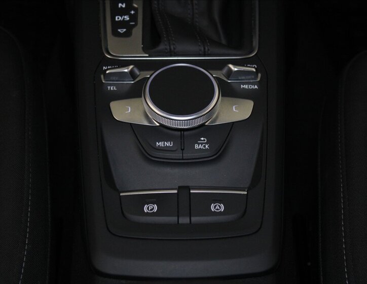 Audi Q2 SUV / Terénní 2,0 l 110 kw