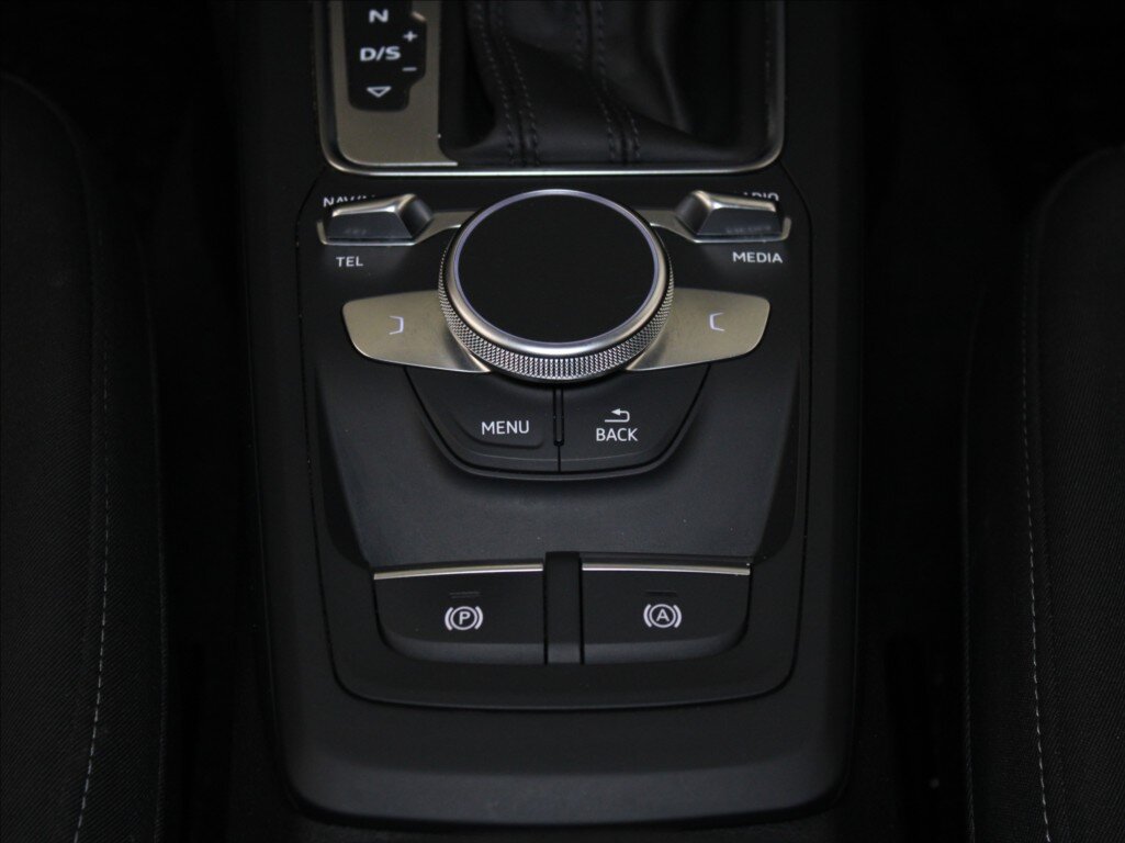 Audi Q2 SUV / Terénní 2,0 l 110 kw