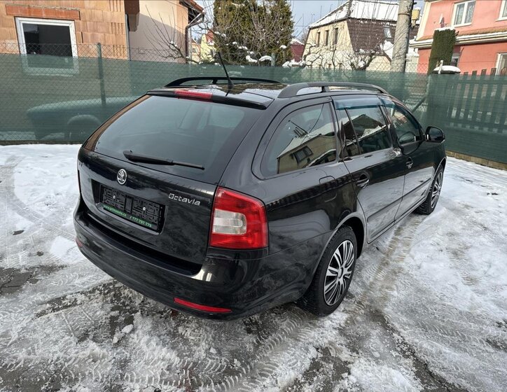 Škoda Octavia Kombi 1,6 l 77 kw