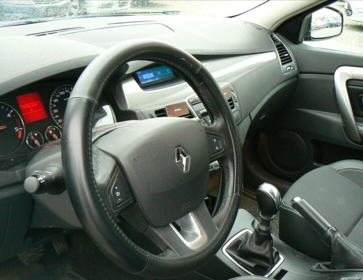 Renault Laguna Kombi 1,5 l 81 kw
