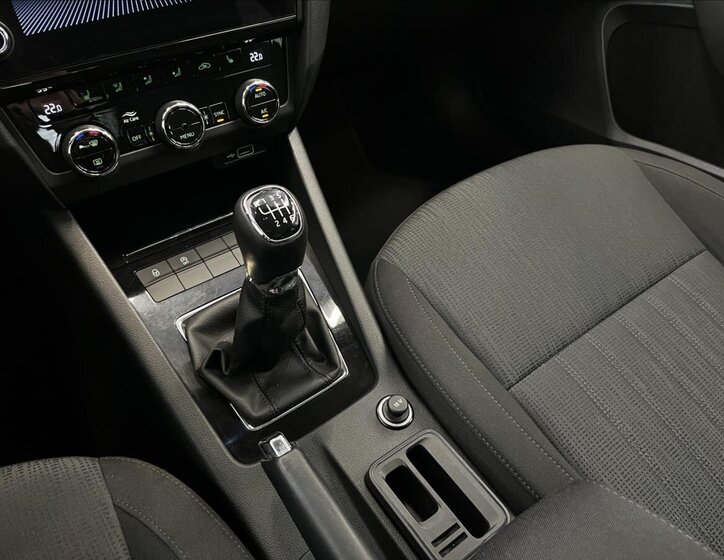 Škoda Octavia Liftback 1,5 l 110 kw