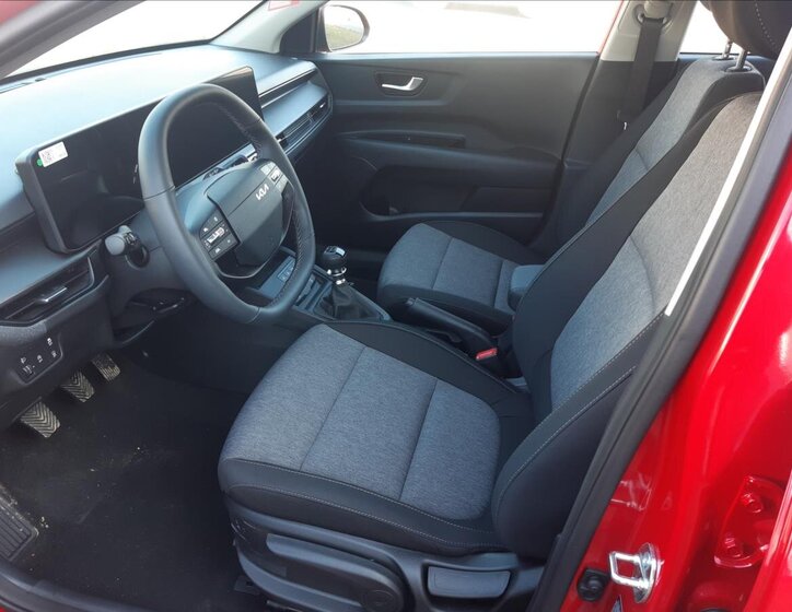 KIA Stonic SUV 998,0 74 kw