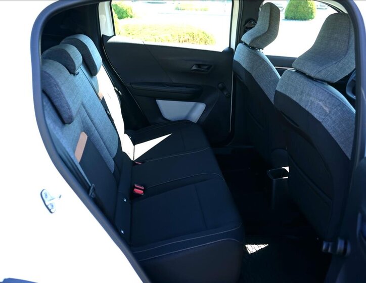 Citroën C3 Aircross SUV / Terénní 1,2 l 74 kw