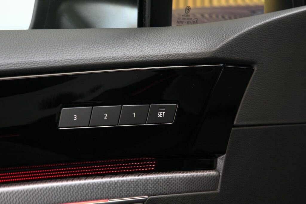 Volkswagen Touareg SUV / Terénní 3,0 l 210 kw