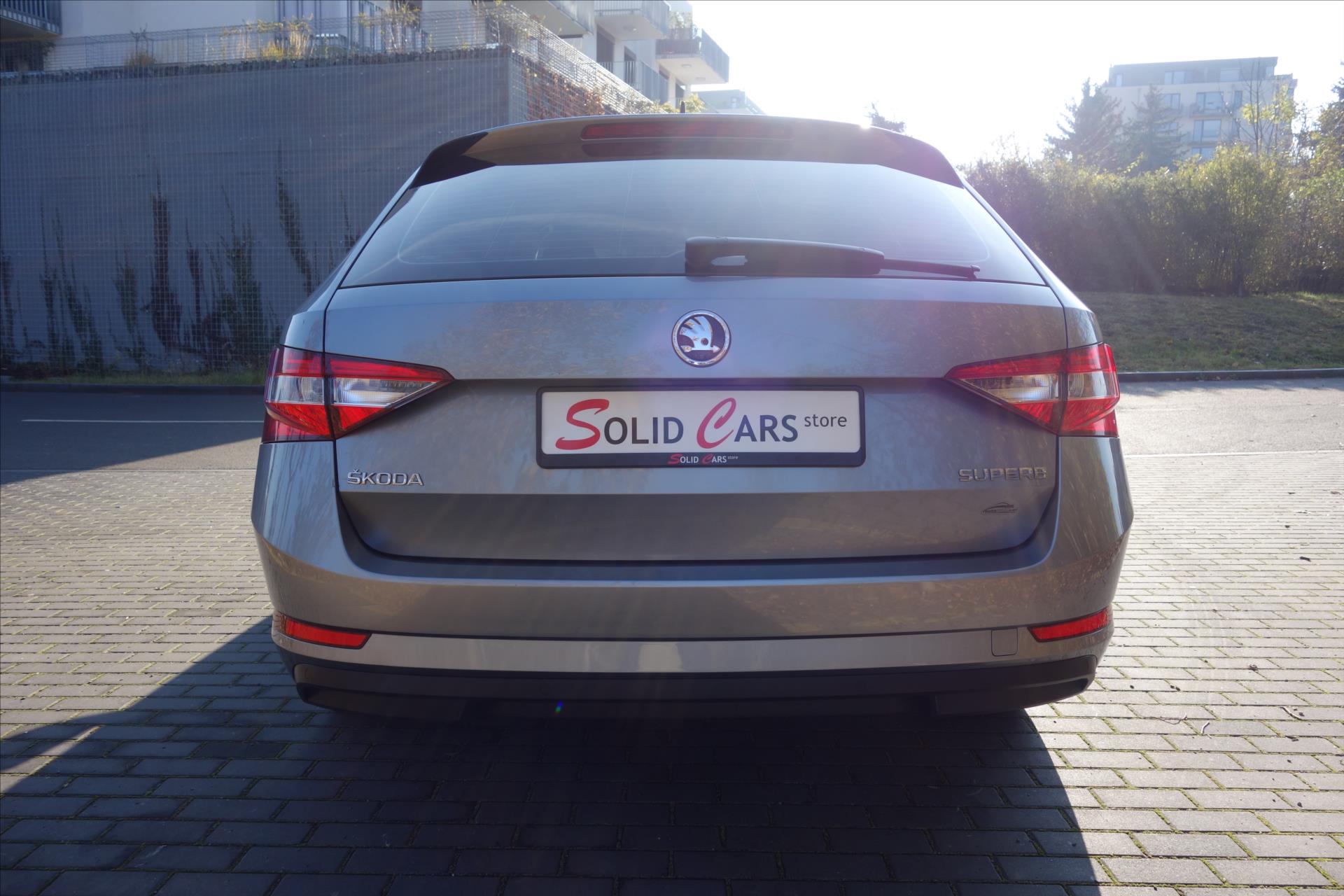 Škoda Superb