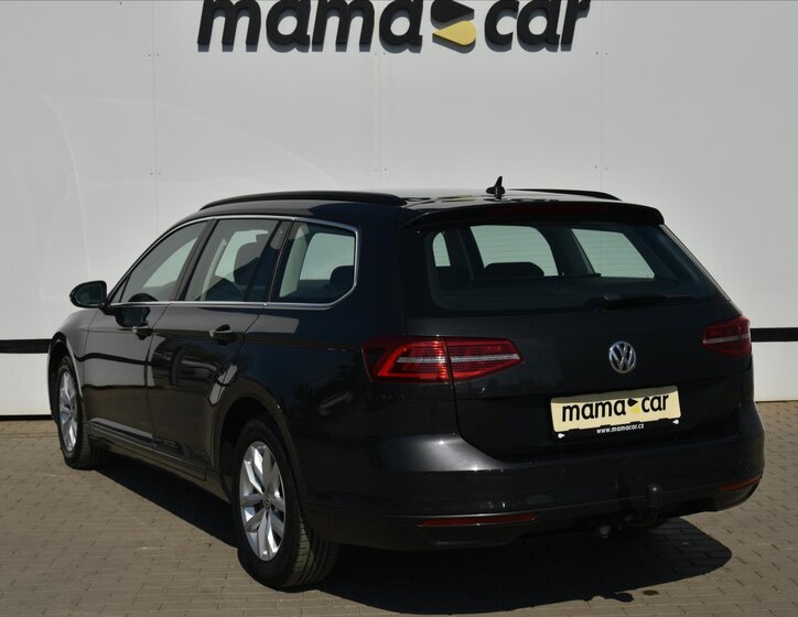 Volkswagen Passat Kombi 1,6 l 88 kw