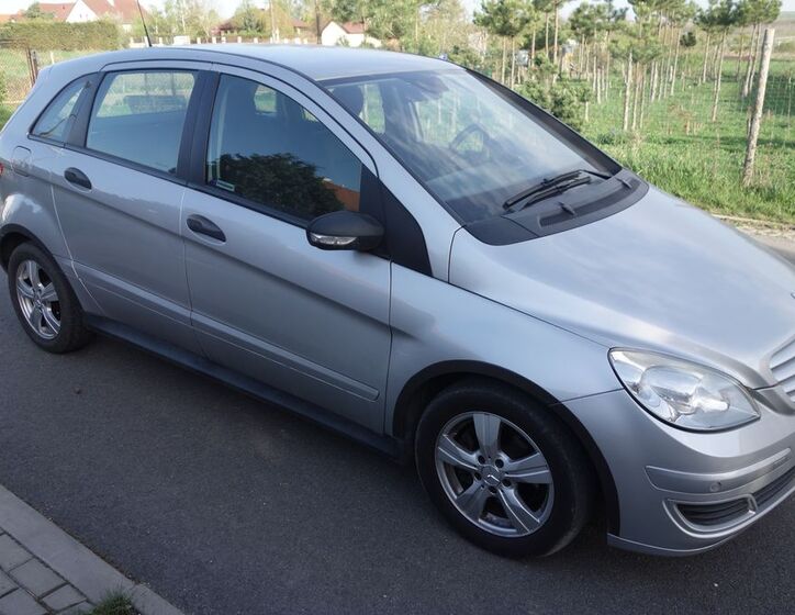 Mercedes-Benz Třídy B 8