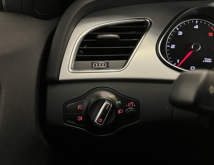 Audi A4 Kombi 2,0 l 140 kw