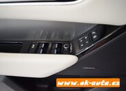 Land Rover Range Rover Velar SUV 2,0 l 0