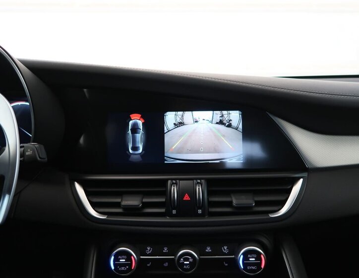 Alfa Romeo Giulia Sedan 2,0 l 206 kw