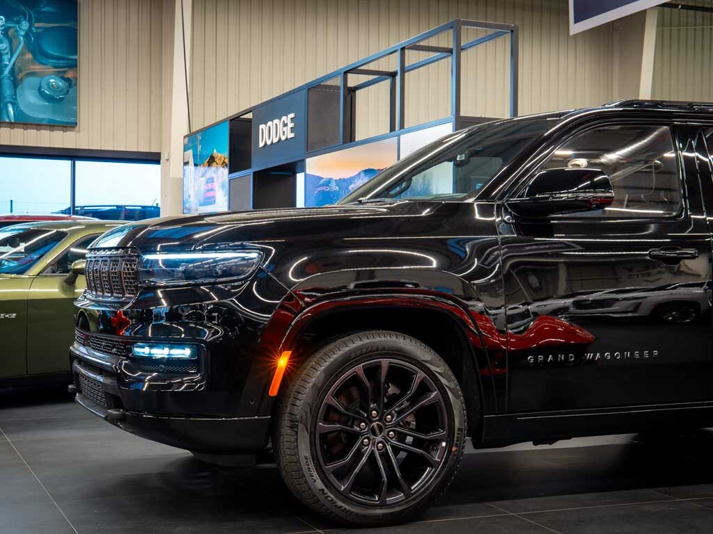 Jeep Grand Wagoneer SUV / Terénní 6,4 l 351 kw