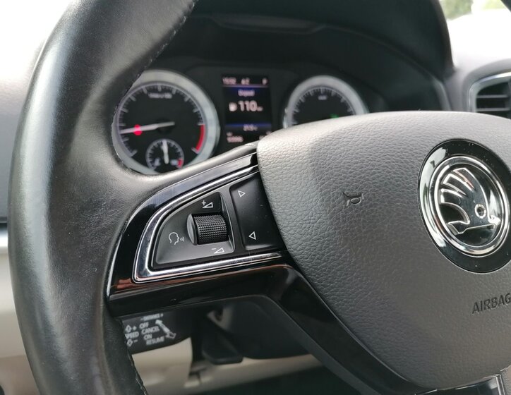 Škoda Karoq SUV 1,6 l 85 kw