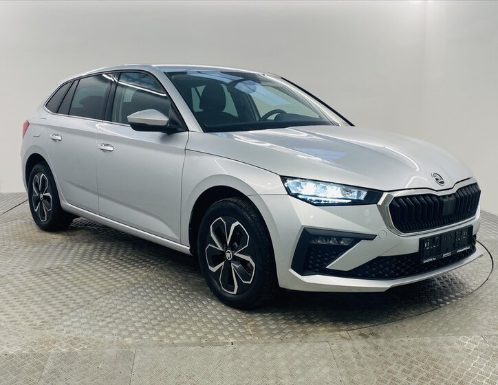 Škoda Scala Hatchback 1,5 l 110 kw