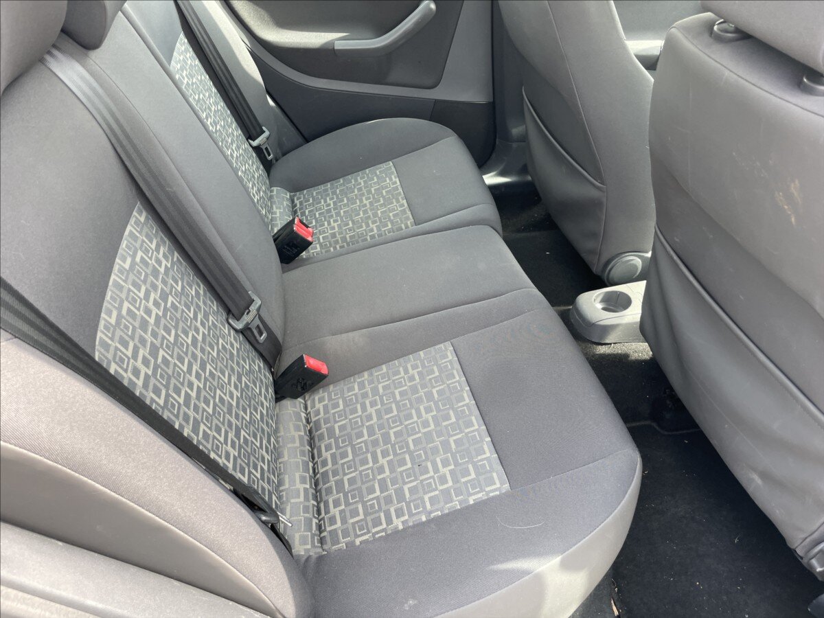 Seat Ibiza Hatchback 1,6 l 77 kw