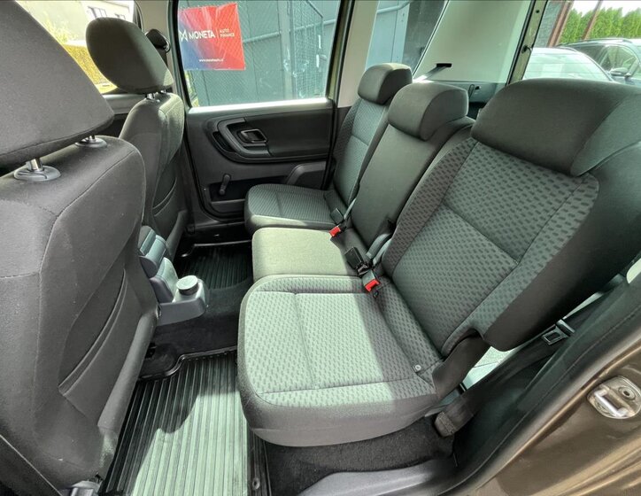 Škoda Roomster MPV 1,2 l 63 kw
