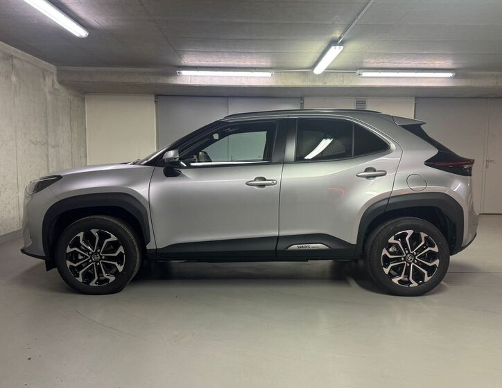 Toyota Yaris Cross 8