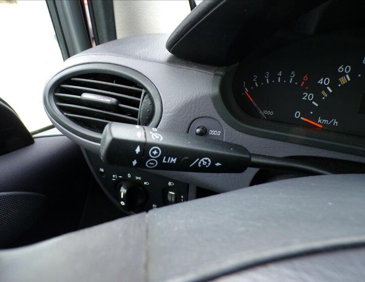 Mercedes-Benz Třídy A Kombi 1,6 l 75 kw