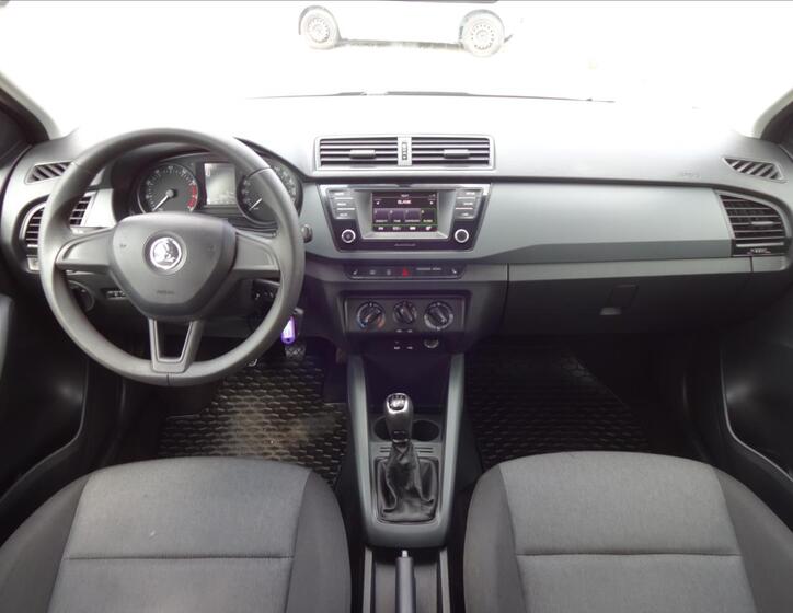 Škoda Fabia 32