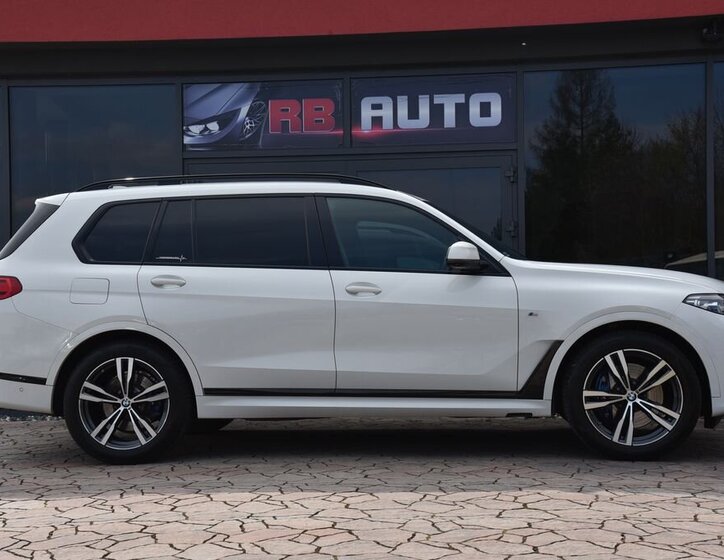 BMW X7 SUV / Terénní 3,0 l 195 kw