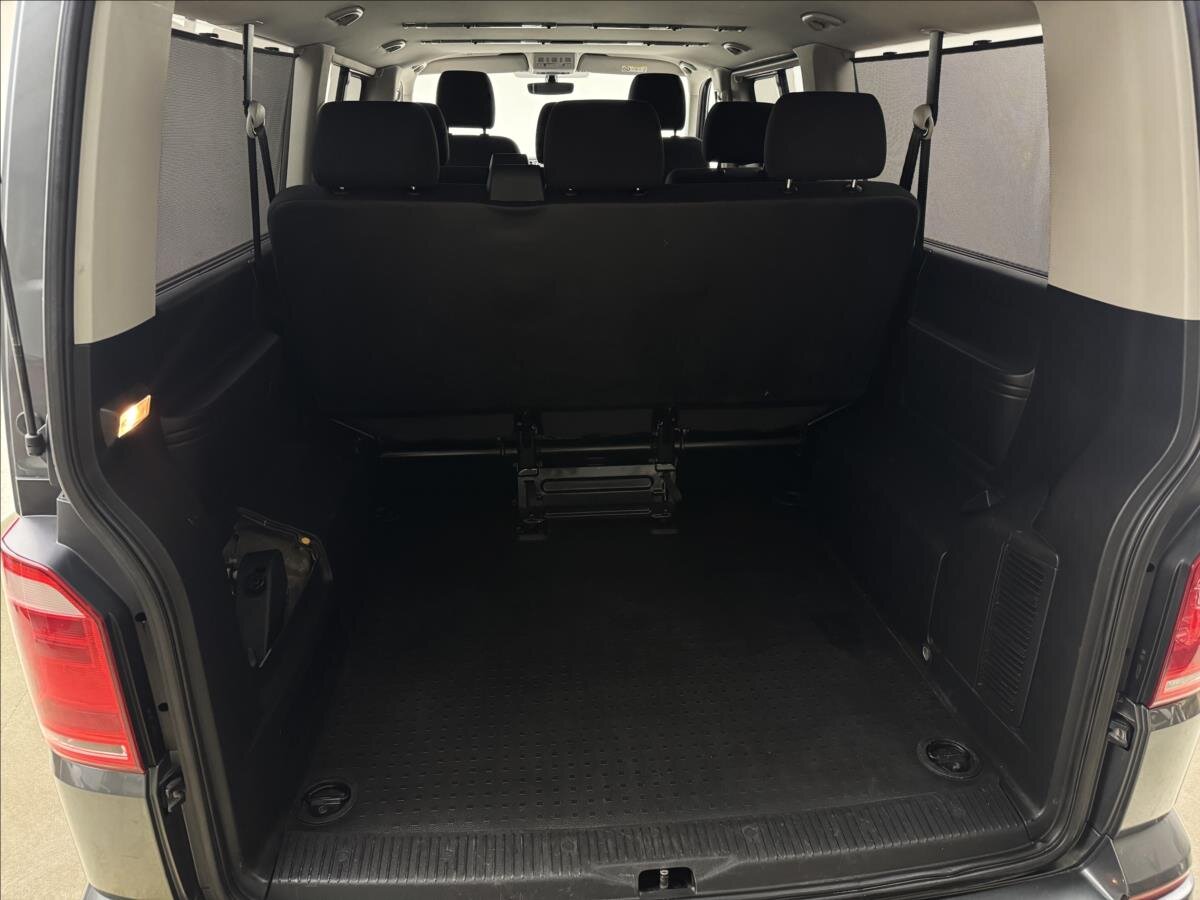 Volkswagen Caravelle Kombi 2,0 l 110 kw