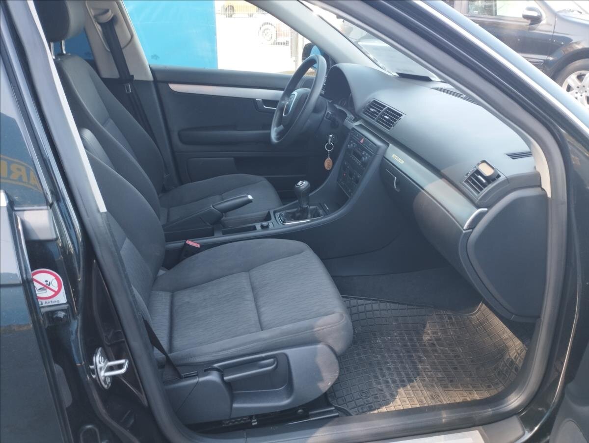 Audi A4 Sedan / Limuzína 1,8 l 120 kw