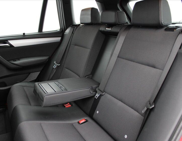 BMW X3 SUV 2,0 l 140 kw