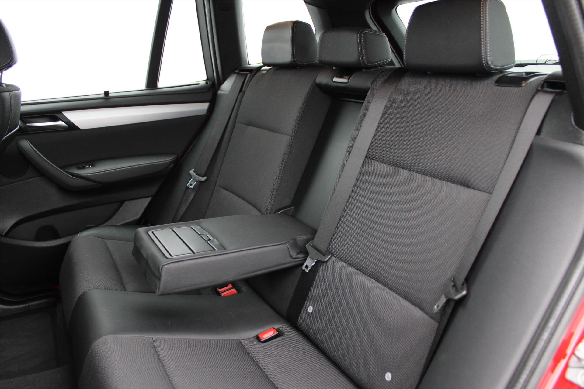 BMW X3 SUV 2,0 l 140 kw