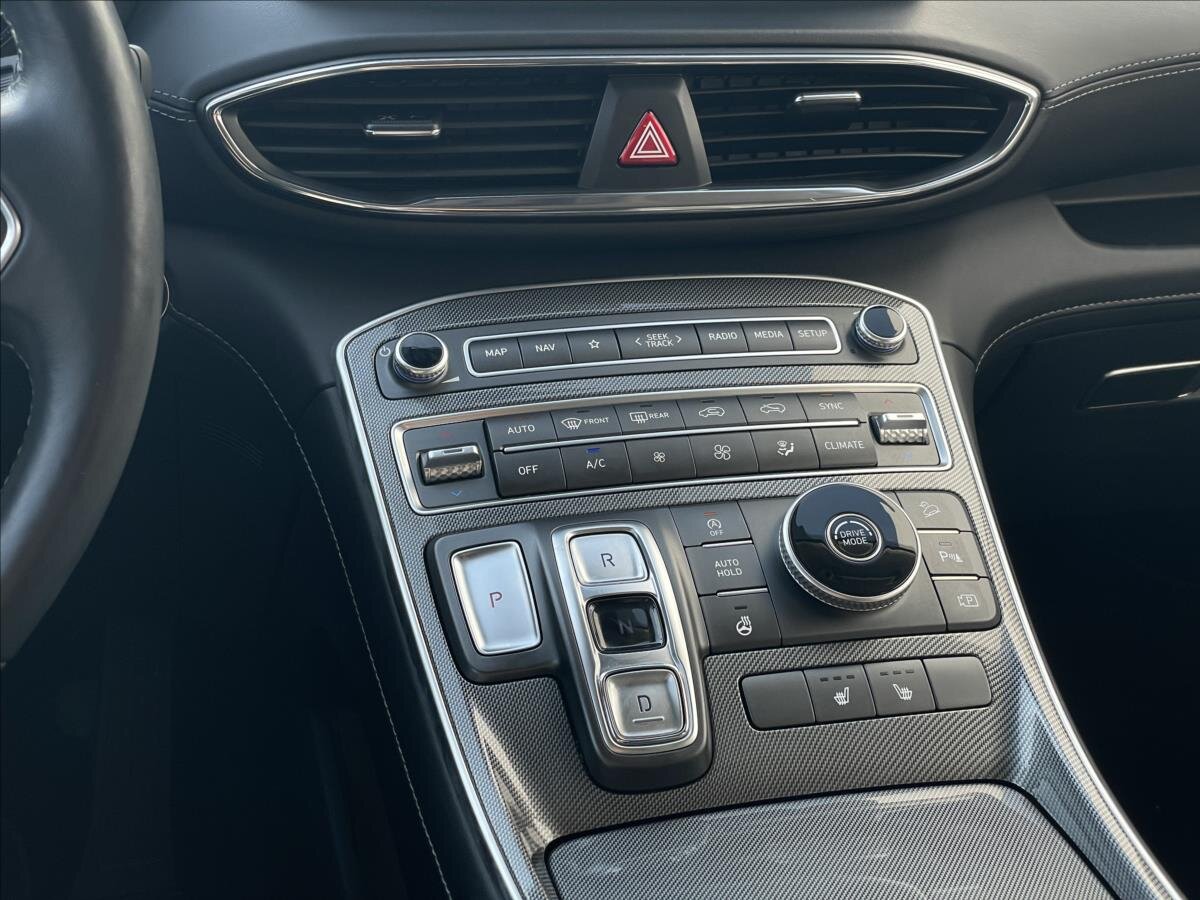 Hyundai Santa Fe SUV / Terénní 2,2 l 142 kw