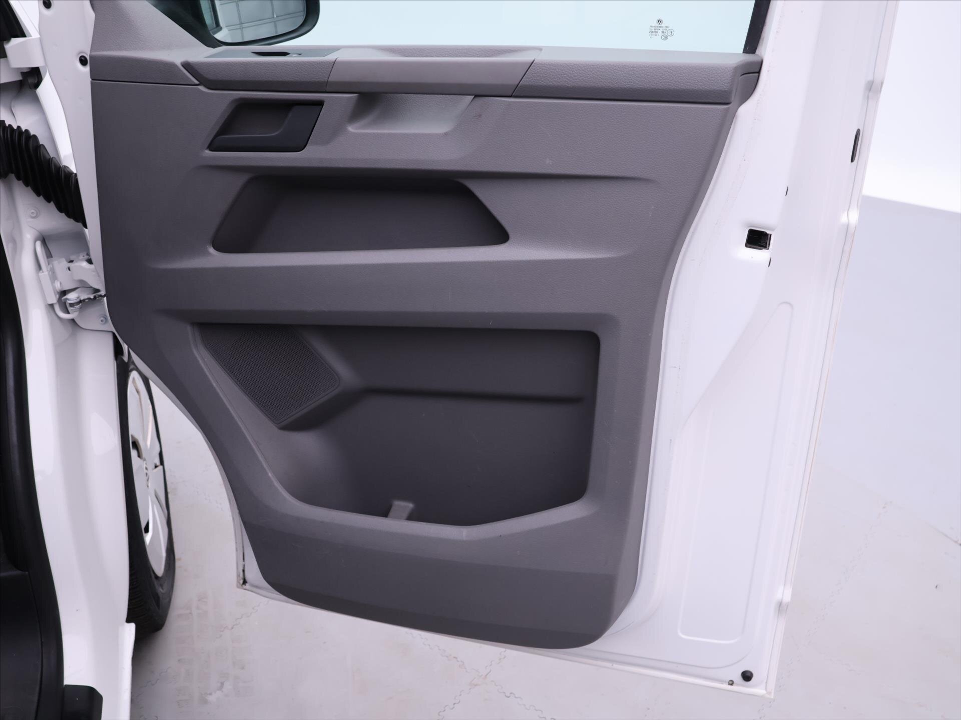Volkswagen Transporter Kombi 2,0 l 81 kw