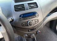 Chevrolet Spark 9
