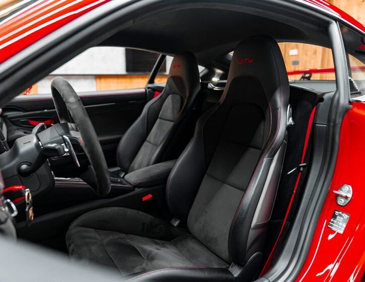 Porsche 718 Hatchback 4,0 l 309 kw