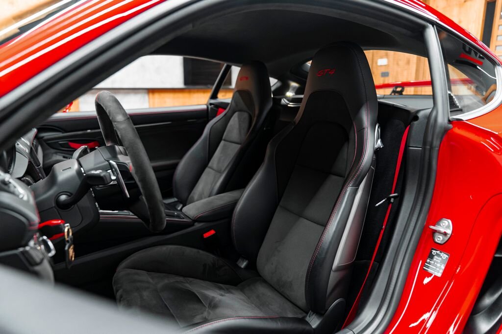 Porsche 718 Hatchback 4,0 l 309 kw