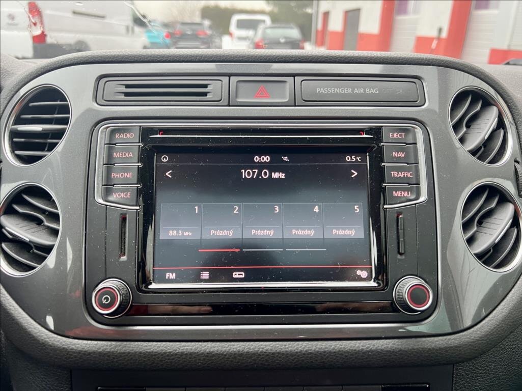 Volkswagen Tiguan SUV 2,0 l 110 kw