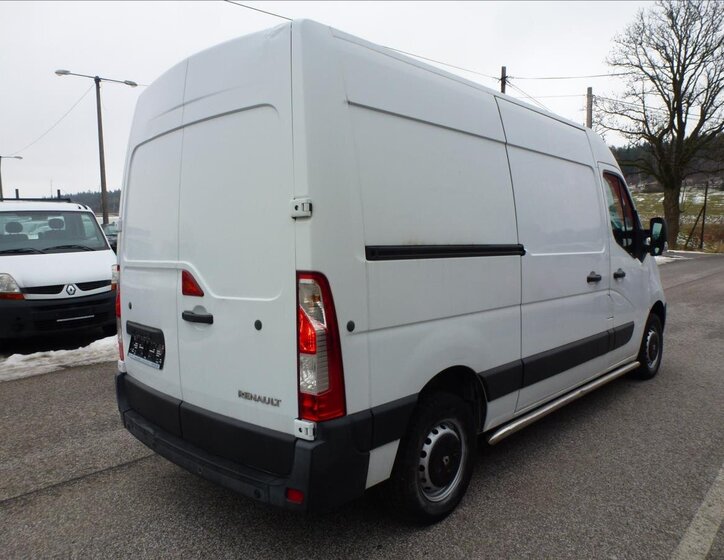 Renault Master 9