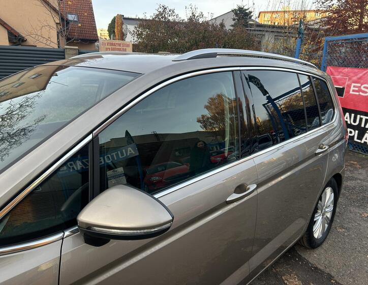 Volkswagen Touran 22
