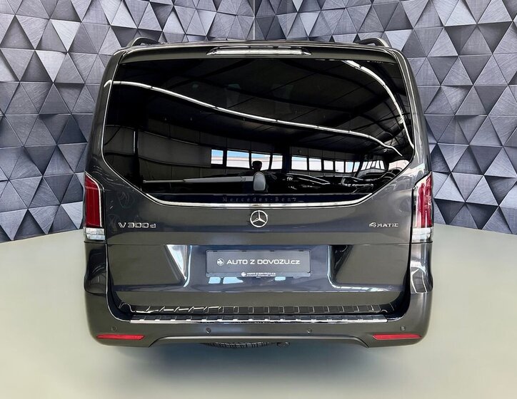 Mercedes-Benz Třídy V Ostatní 2,0 l 174 kw