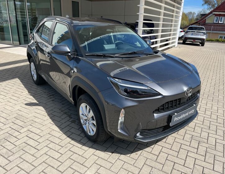 Toyota Yaris Cross SUV / Terénní 1,5 l 68 kw
