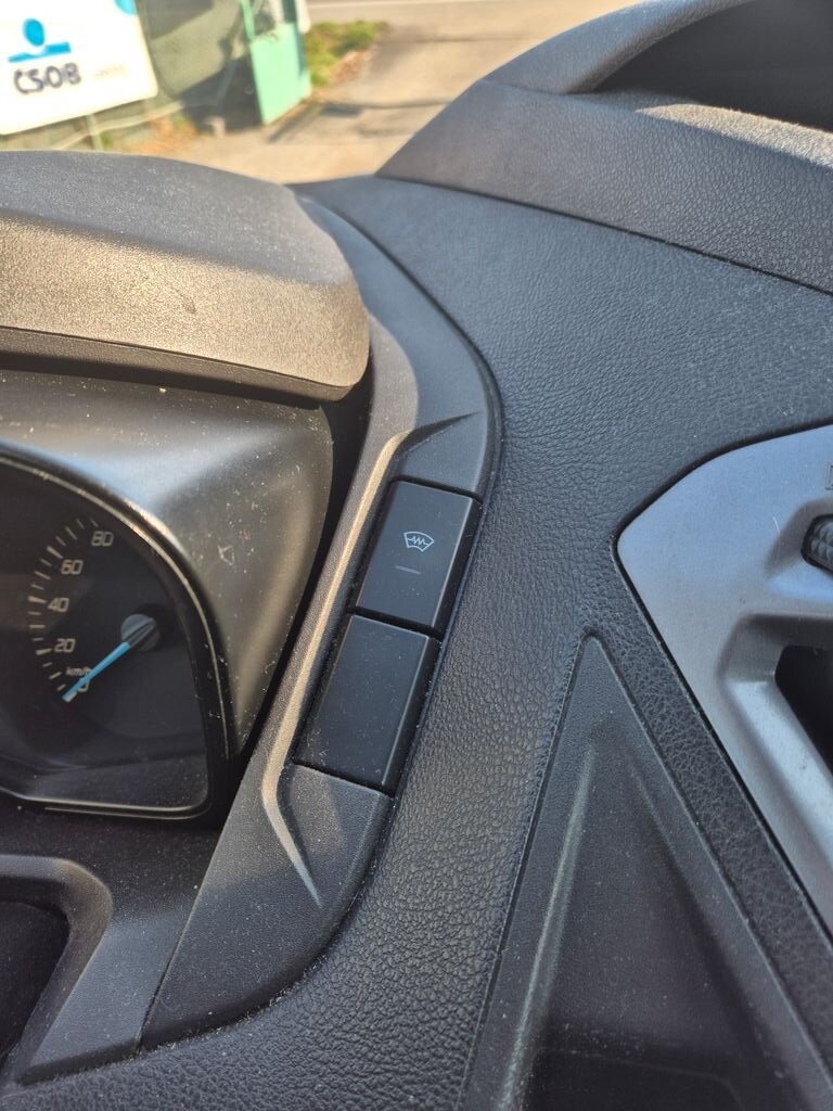 Ford Transit Custom Skříň 2,0 l 77 kw