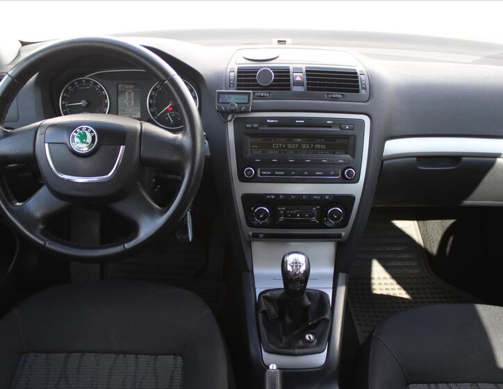 Škoda Octavia 13