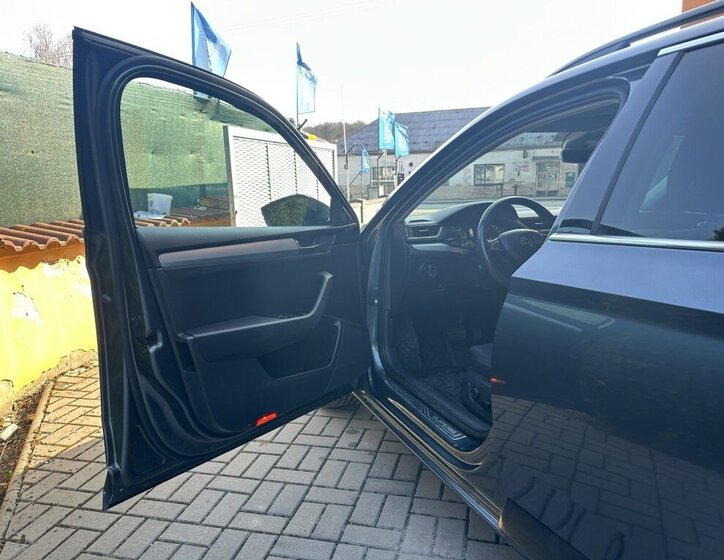 Škoda Superb Kombi 2,0 l 140 kw