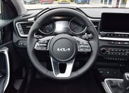 KIA XCeed 6