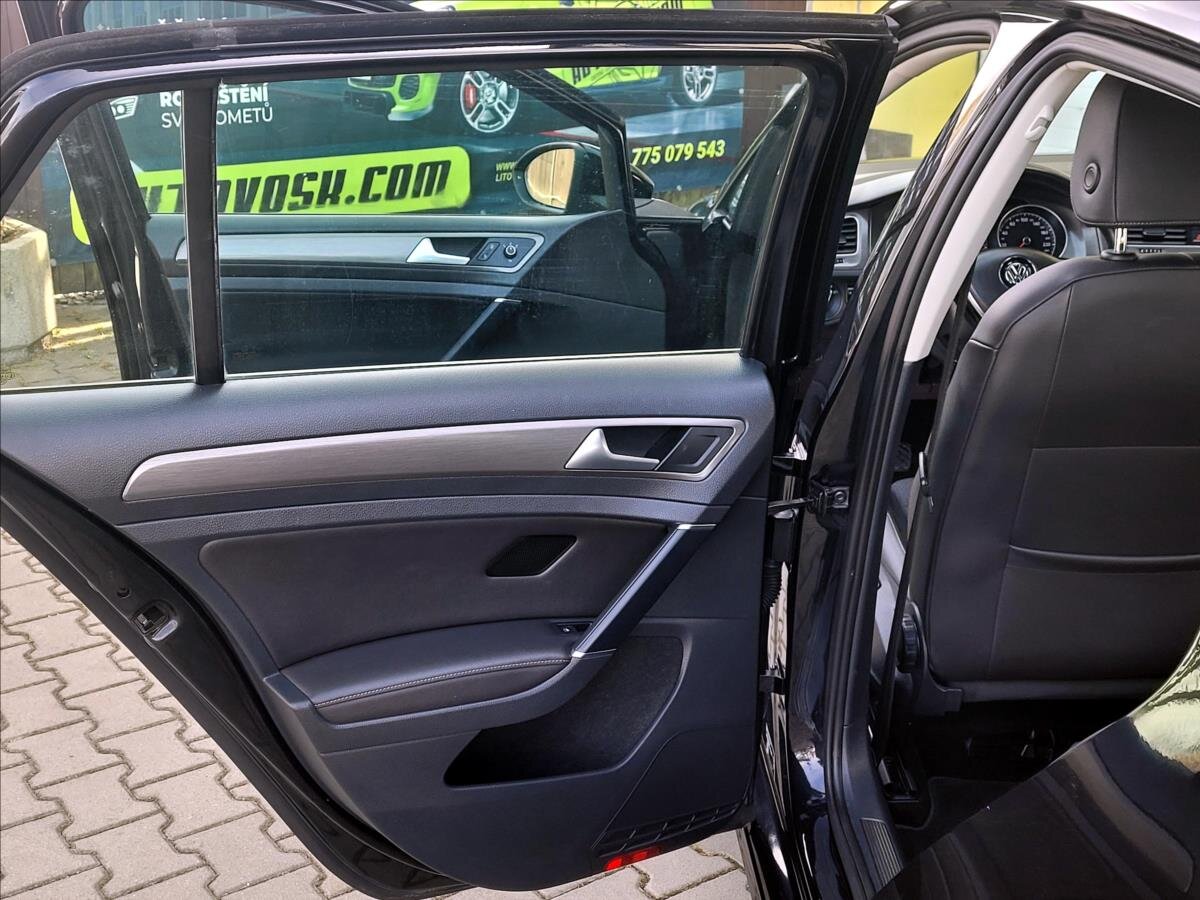 Volkswagen Golf Hatchback 1,2 l 63 kw