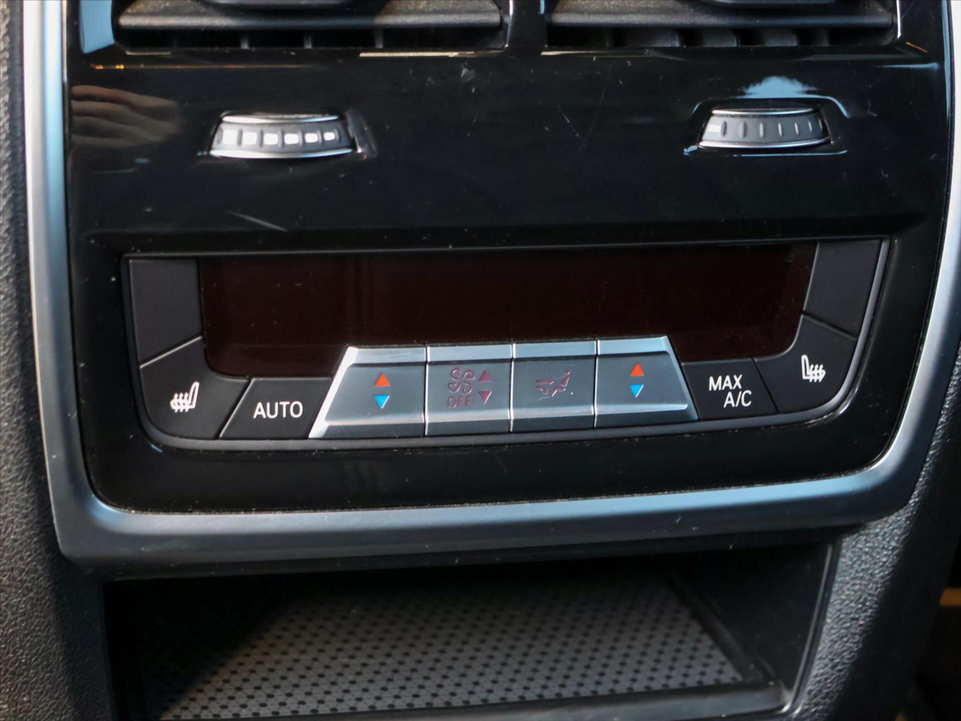 BMW X5 SUV / Terénní 3,0 l 250 kw