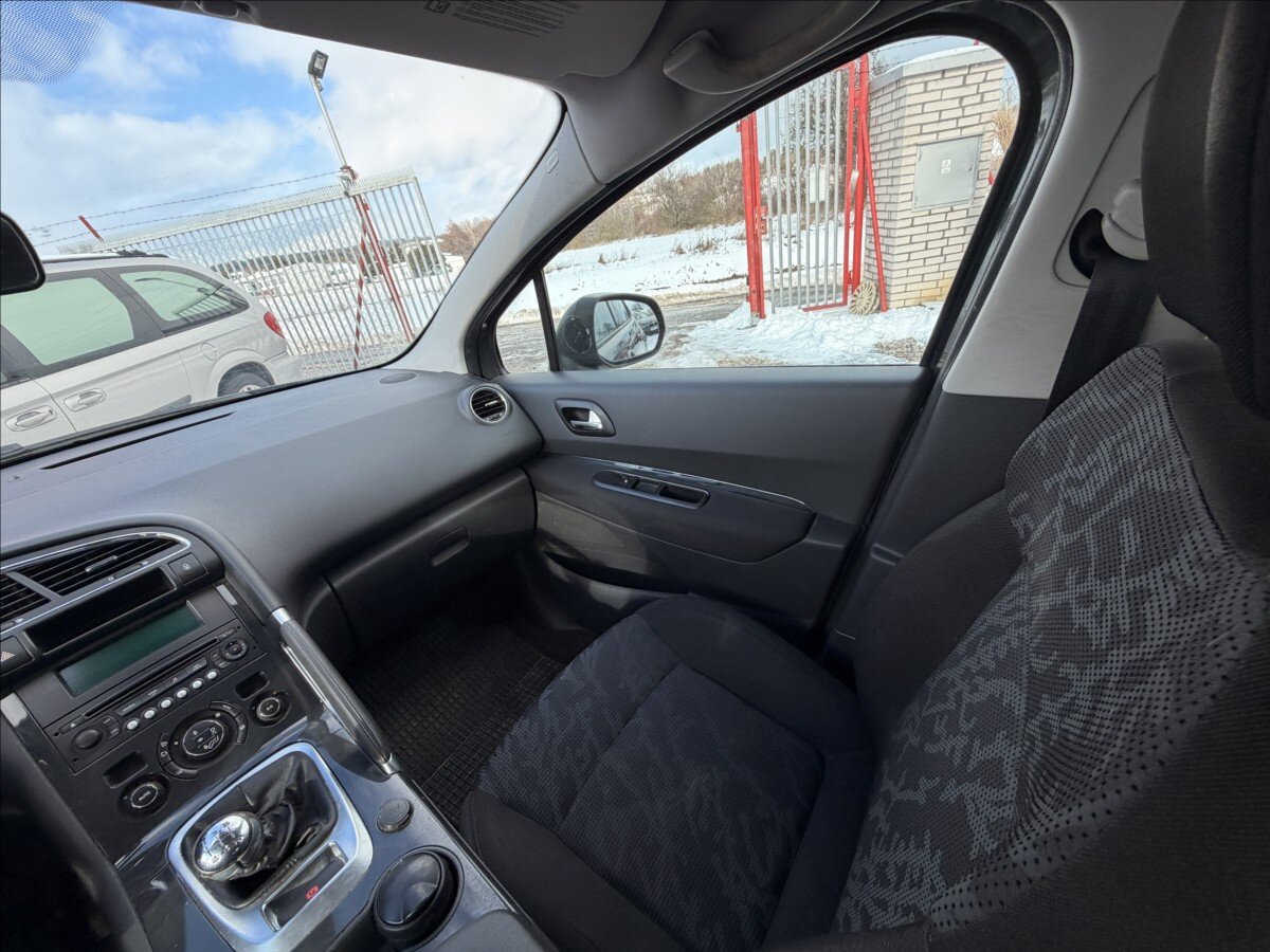 Peugeot 3008 Hatchback 1,6 l 88 kw