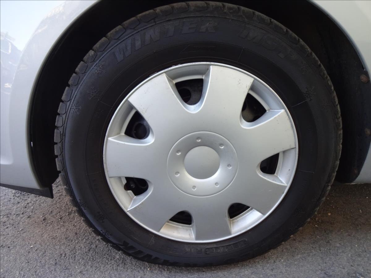 Hyundai Accent Hatchback 1,4 l 71 kw