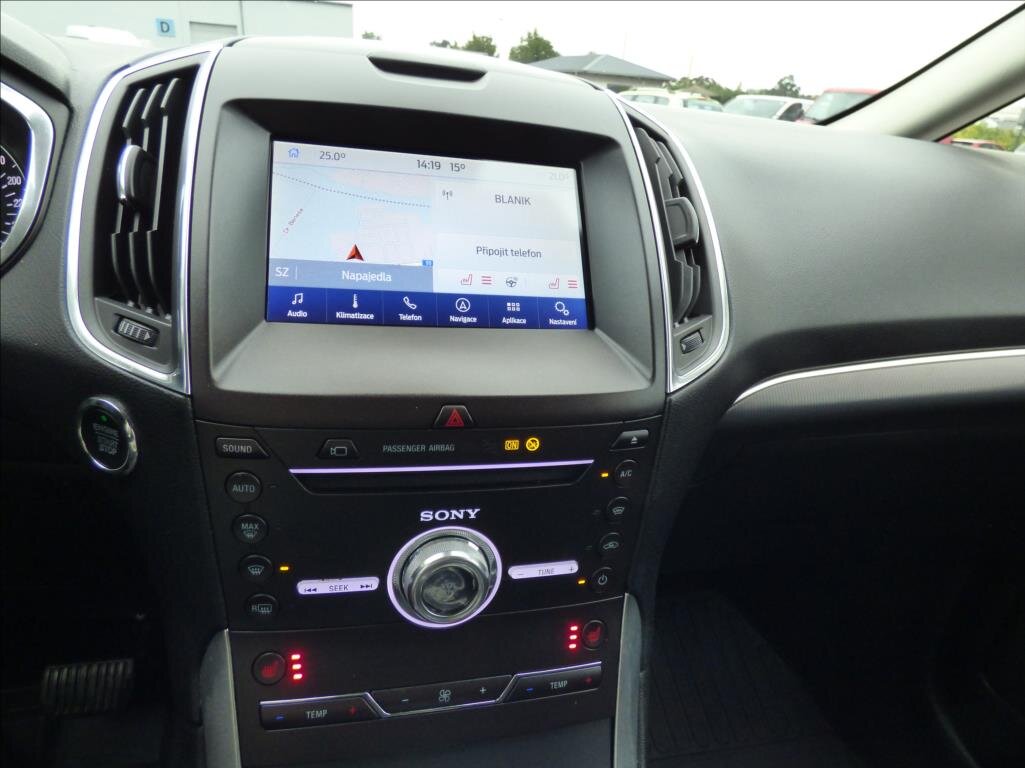 Ford S-MAX MPV 2,0 l 110 kw