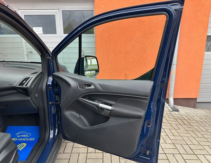 Ford Tourneo Connect 23