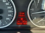 BMW X5 SUV 3,0 l 180 kw