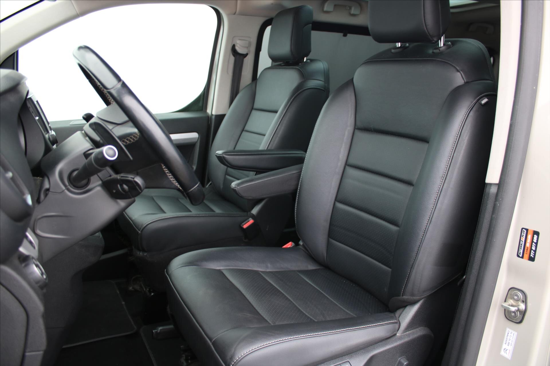 Citroën SpaceTourer MPV 2,0 l 130 kw