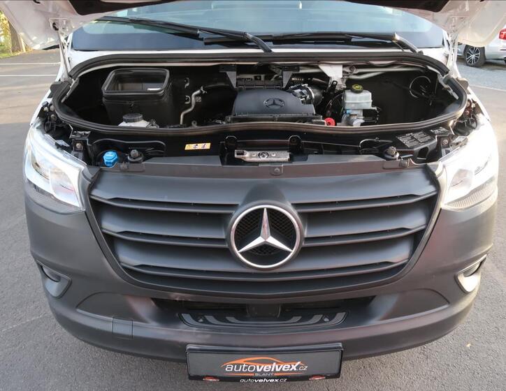 Mercedes-Benz Sprinter 18